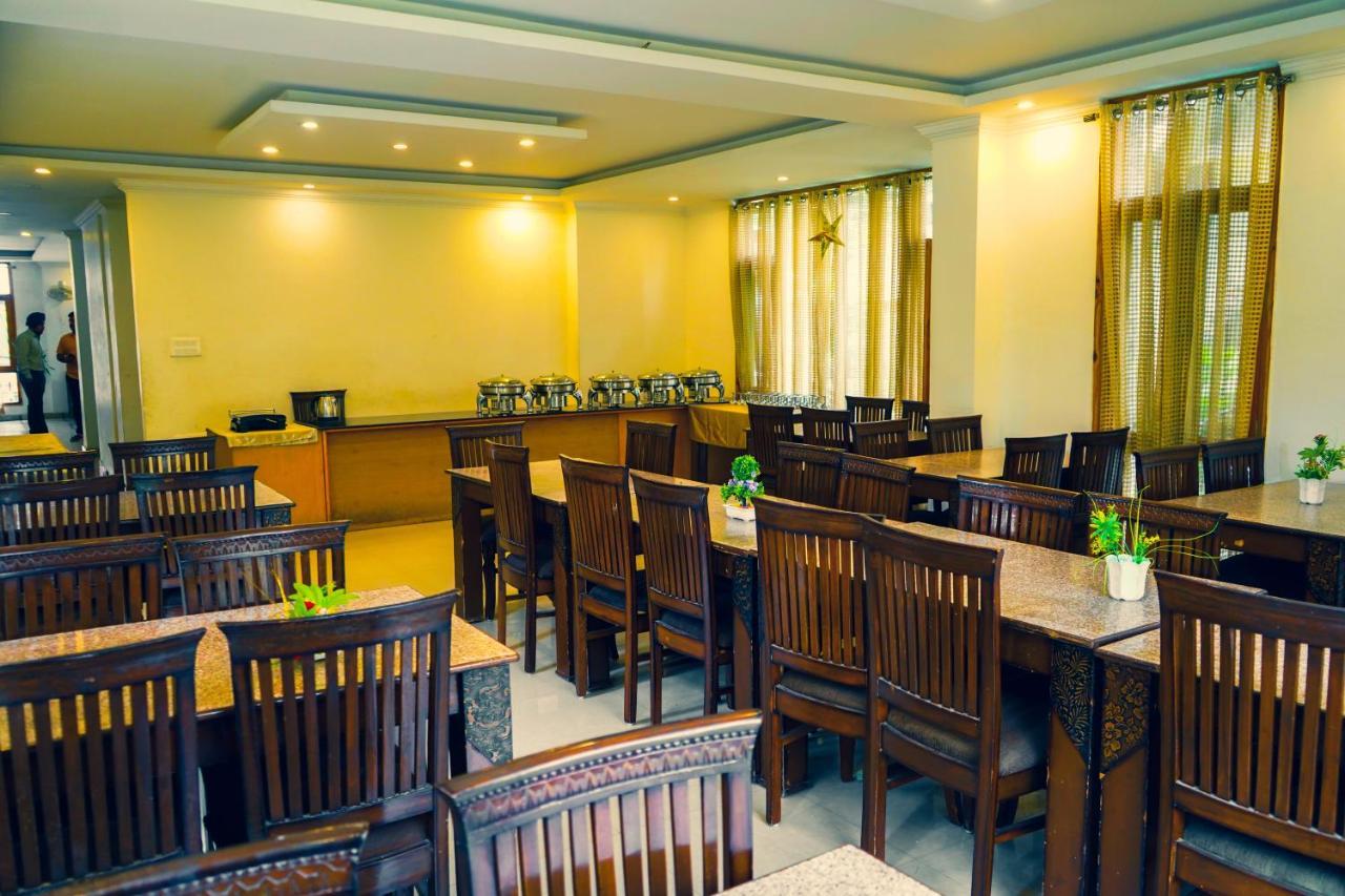 Hotel Akash Regency Manāli Εξωτερικό φωτογραφία