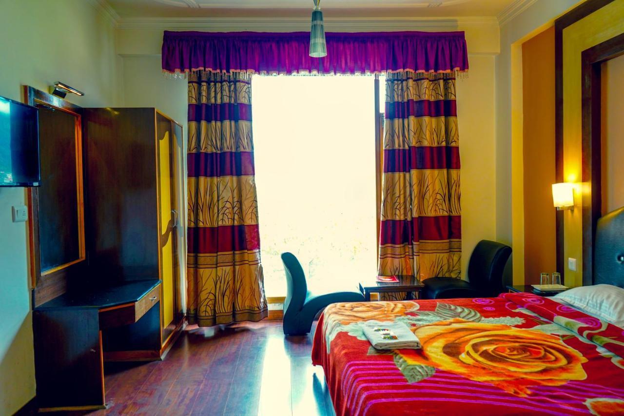 Hotel Akash Regency Manāli Εξωτερικό φωτογραφία