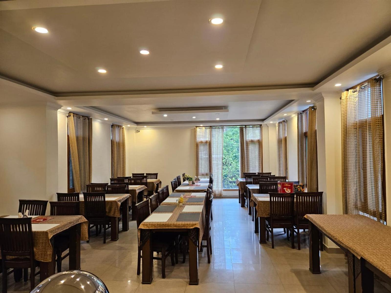 Hotel Akash Regency Manāli Εξωτερικό φωτογραφία